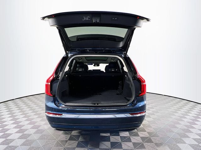 2026 Volvo XC90 B5 Plus