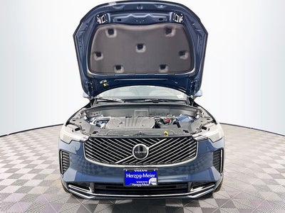 2026 Volvo XC90 B5 Plus