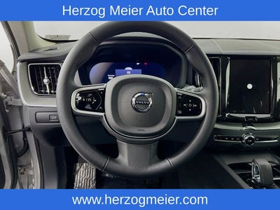 2025 Volvo XC60 B5 Plus