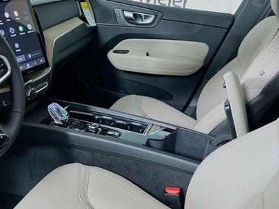 2026 Volvo XC60 B5 Core