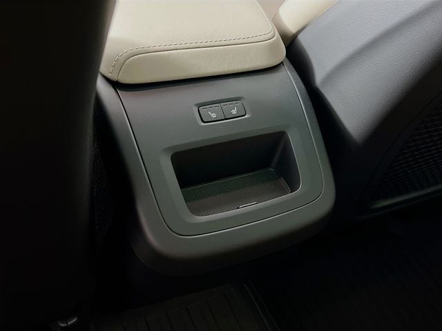 2026 Volvo XC60 B5 Core