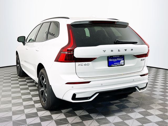 2026 Volvo XC60 B5 Core