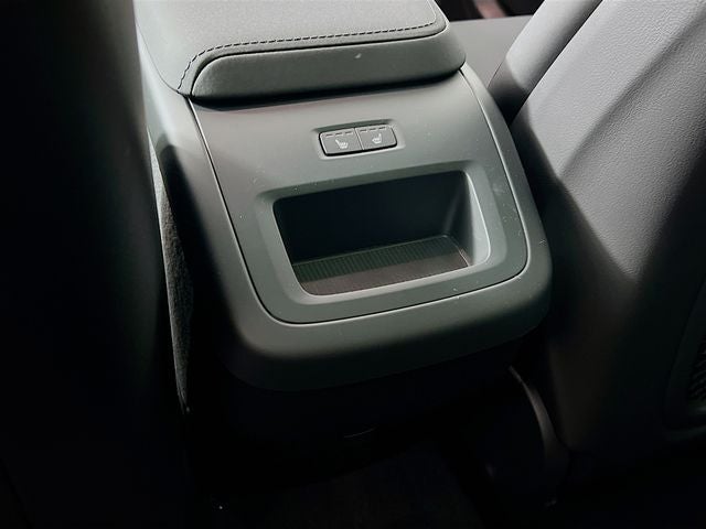 2026 Volvo XC60 B5 Core