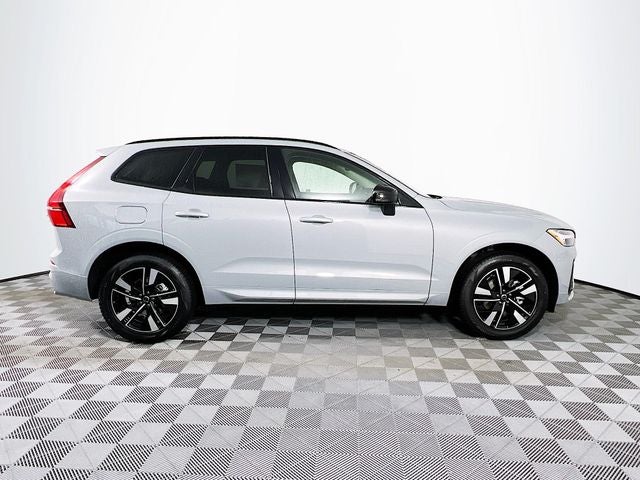 2026 Volvo XC60 B5 Core