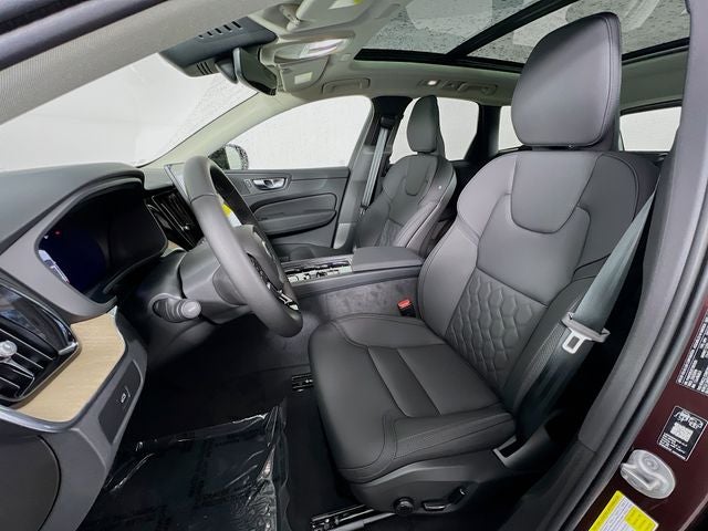 2026 Volvo XC60 B5 Core