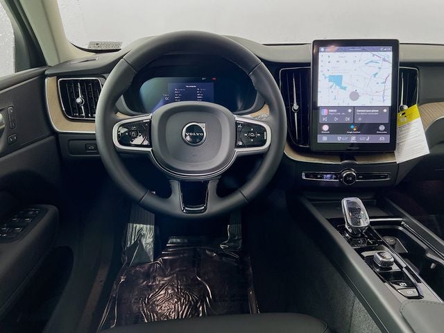 2026 Volvo XC60 B5 Core