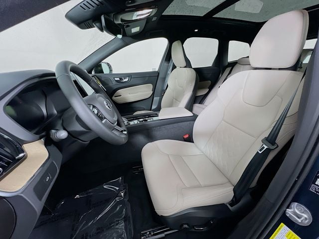 2026 Volvo XC60 B5 Core