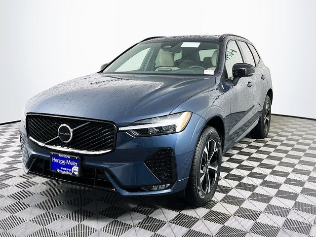 2026 Volvo XC60 B5 Core