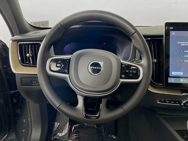 2026 Volvo XC60 B5 Core