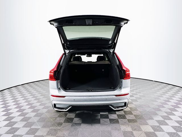 2026 Volvo XC60 B5 Core