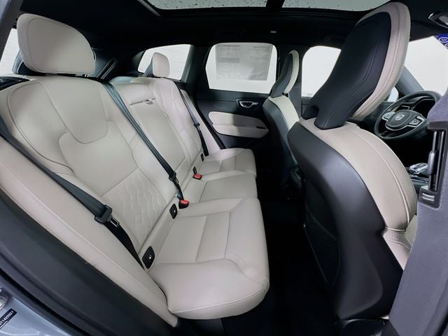 2026 Volvo XC60 B5 Core