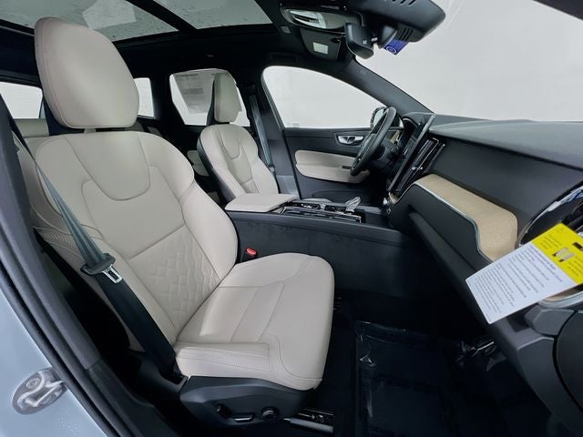 2026 Volvo XC60 B5 Core