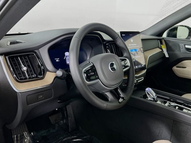 2026 Volvo XC60 B5 Core