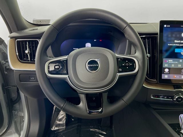 2026 Volvo XC60 B5 Core