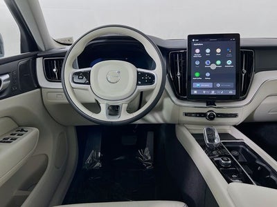 2026 Volvo XC60 B5 Ultra