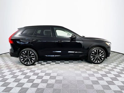 2026 Volvo XC60 B5 Ultra