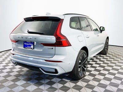 2026 Volvo XC60 B5 Ultra