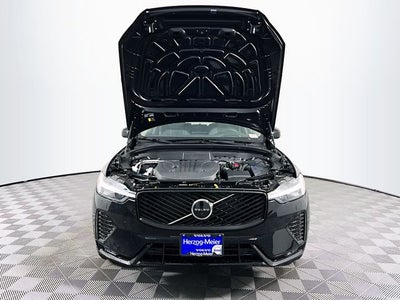 2026 Volvo XC60 B5 Ultra