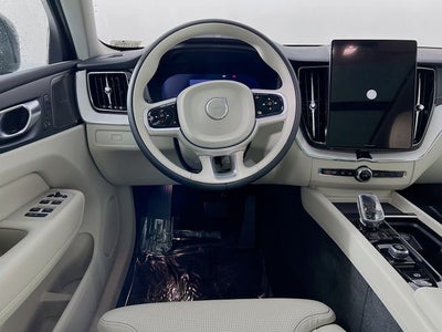 2026 Volvo XC60 B5 Ultra