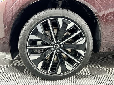 2026 Volvo XC60 B5 Ultra