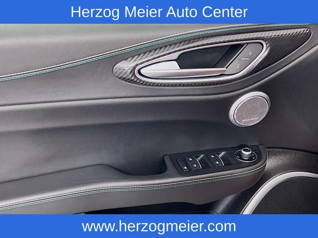 2017 Alfa Romeo Giulia Quadrifoglio