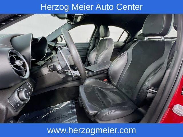 2017 Alfa Romeo Giulia Quadrifoglio