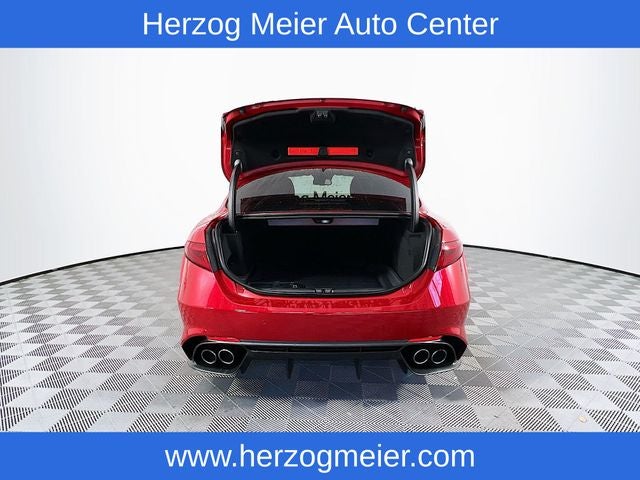 2017 Alfa Romeo Giulia Quadrifoglio