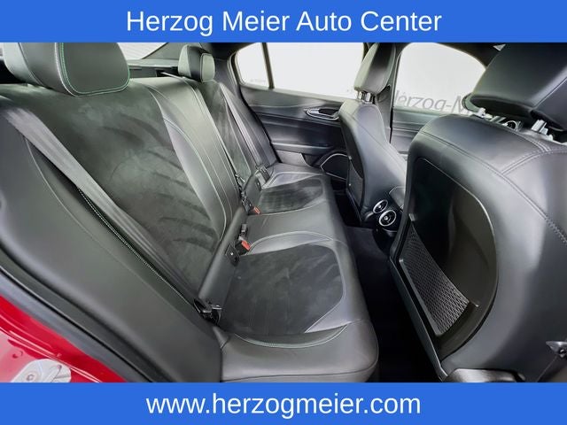 2017 Alfa Romeo Giulia Quadrifoglio