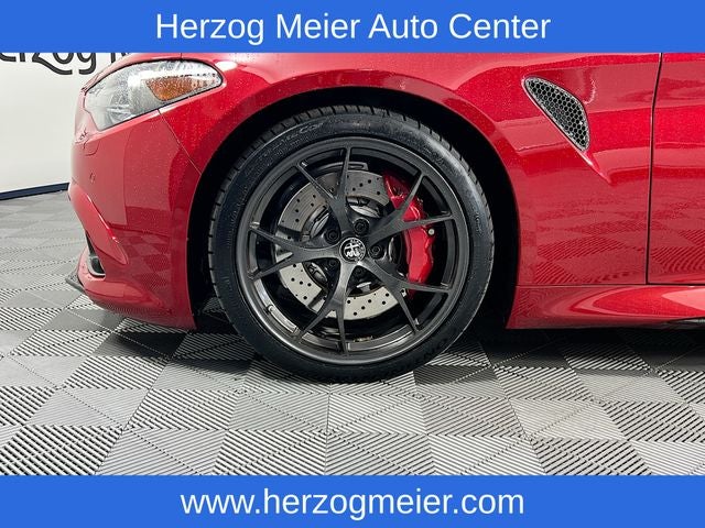 2017 Alfa Romeo Giulia Quadrifoglio